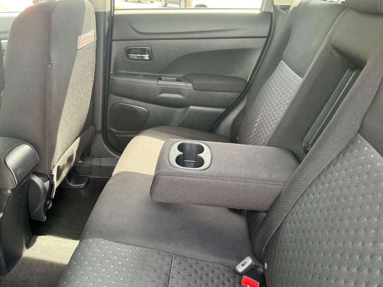 Used 2012 Mitsubishi Outlander Sport SE FWD image 13