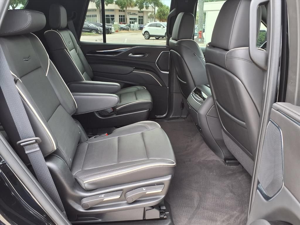 Certified 2024 Cadillac Escalade Sport AWD/4WD image 13