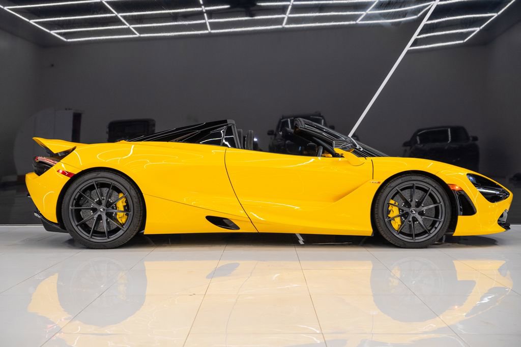 Used 2023 McLaren 720S Luxury image 9