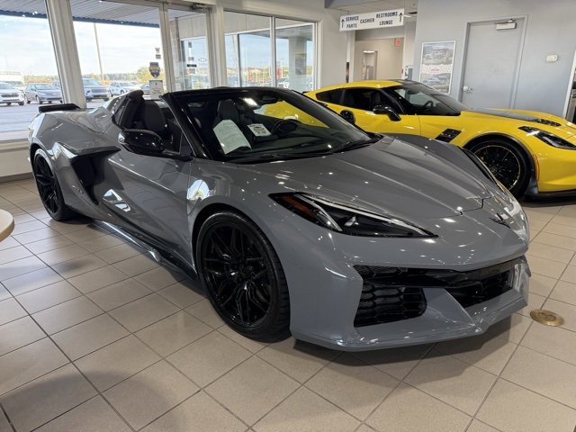Used 2024 Chevrolet Corvette Z06 w/ Stealth Interior Trim Package image 7