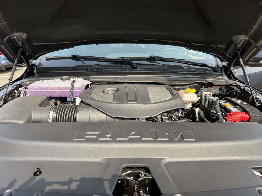 New 2026 RAM 1500 Big Horn AWD/4WD image 12