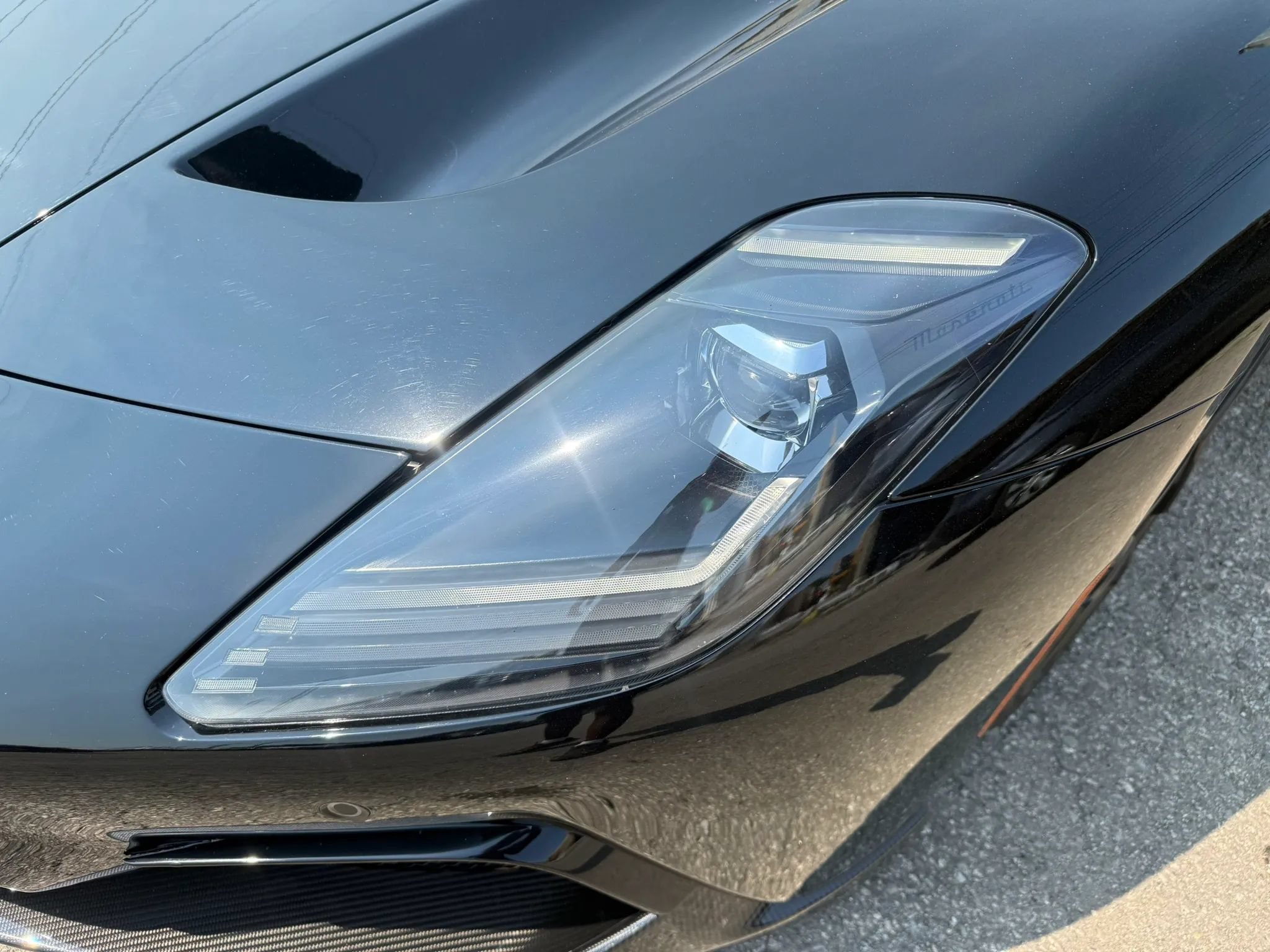 Used 2022 Maserati MC20 Coupe RWD image 34