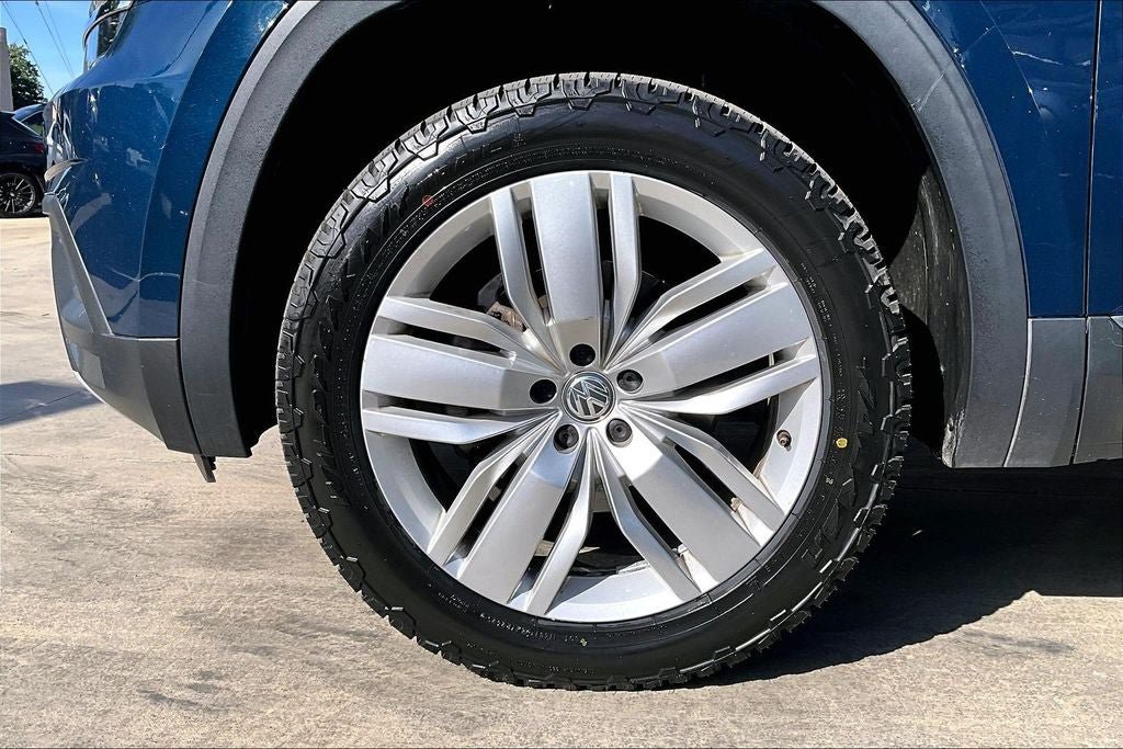 Used 2020 Volkswagen Atlas SE w/ Panoramic Sunroof Package AWD/4WD image 8