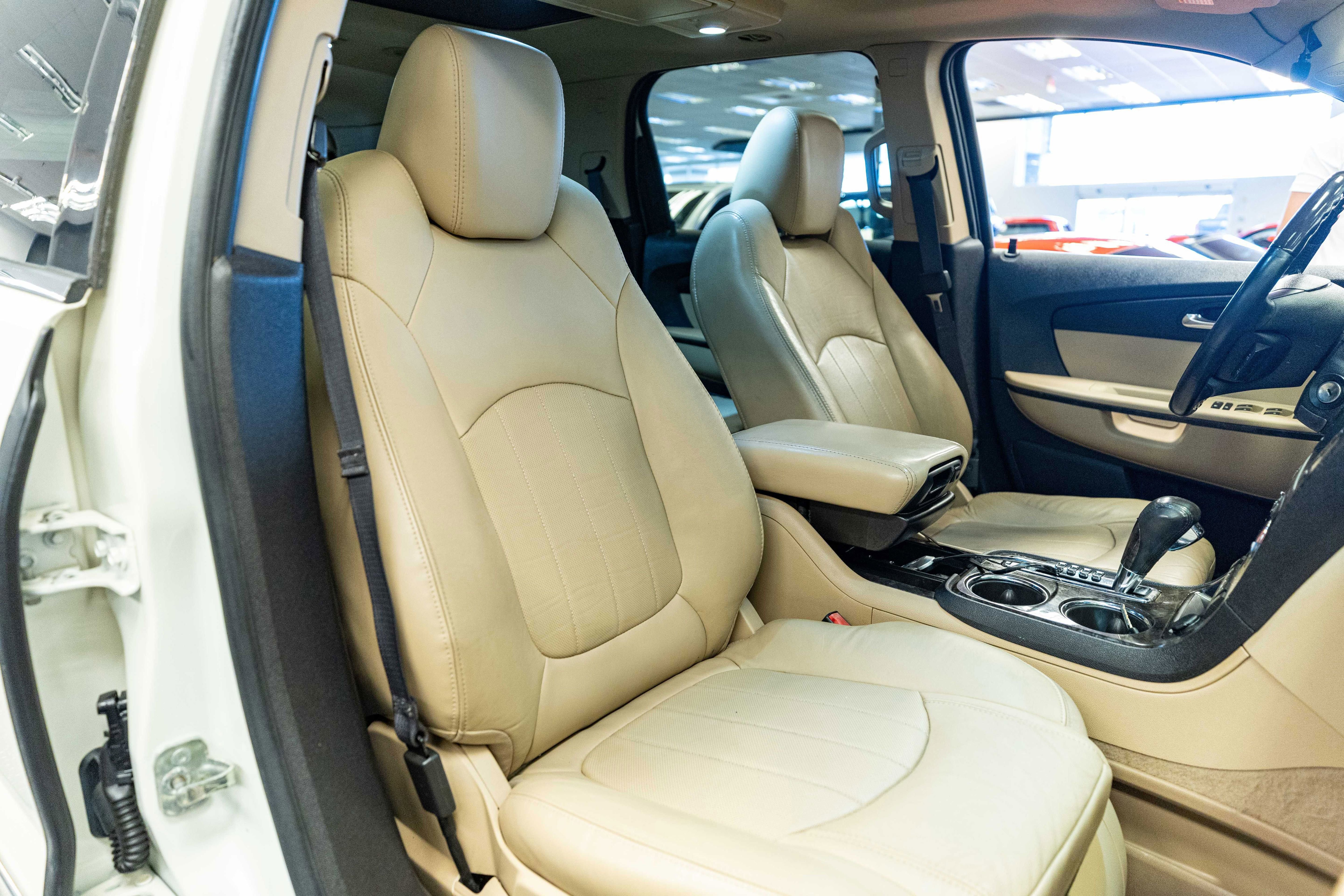 Used 2012 GMC Acadia Denali AWD/4WD image 15