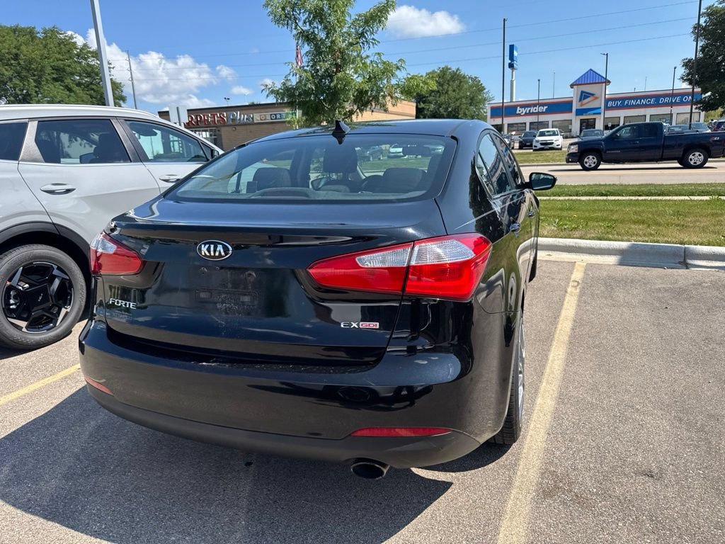 Used 2015 Kia Forte EX w/ UVO Package W/17" Alloys FWD image 5