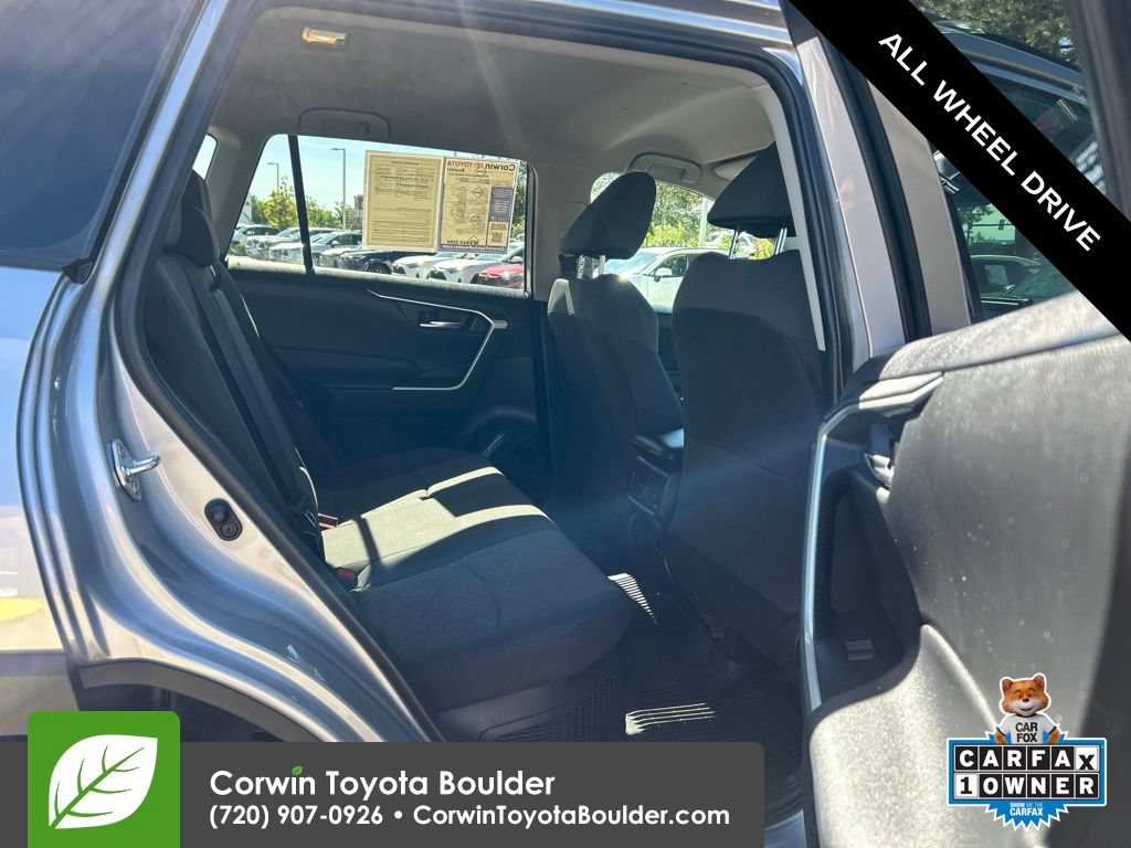 Used 2020 Toyota RAV4 XLE w/ XLE Grade Weather Package AWD/4WD image 16