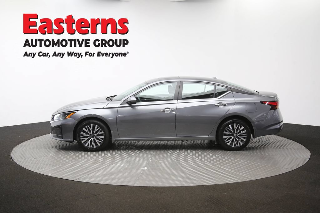 Used 2023 Nissan Altima 2.5 SV w/ SV Premium Package AWD/4WD image 60