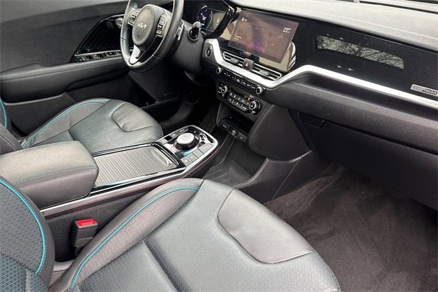 Used 2022 Kia Niro EX Premium image 18