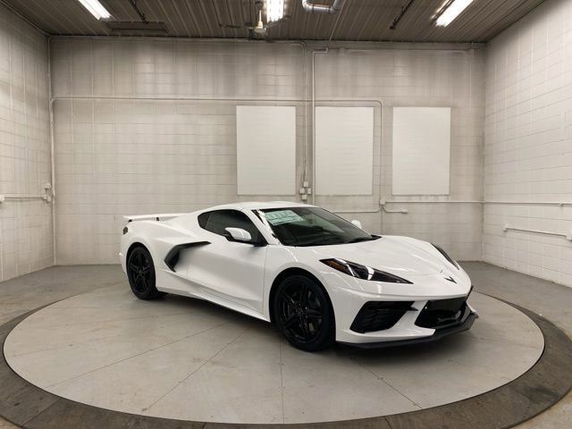 New 2026 Chevrolet Corvette Stingray Premium Cpe w/ Z51 Performance Package image 32