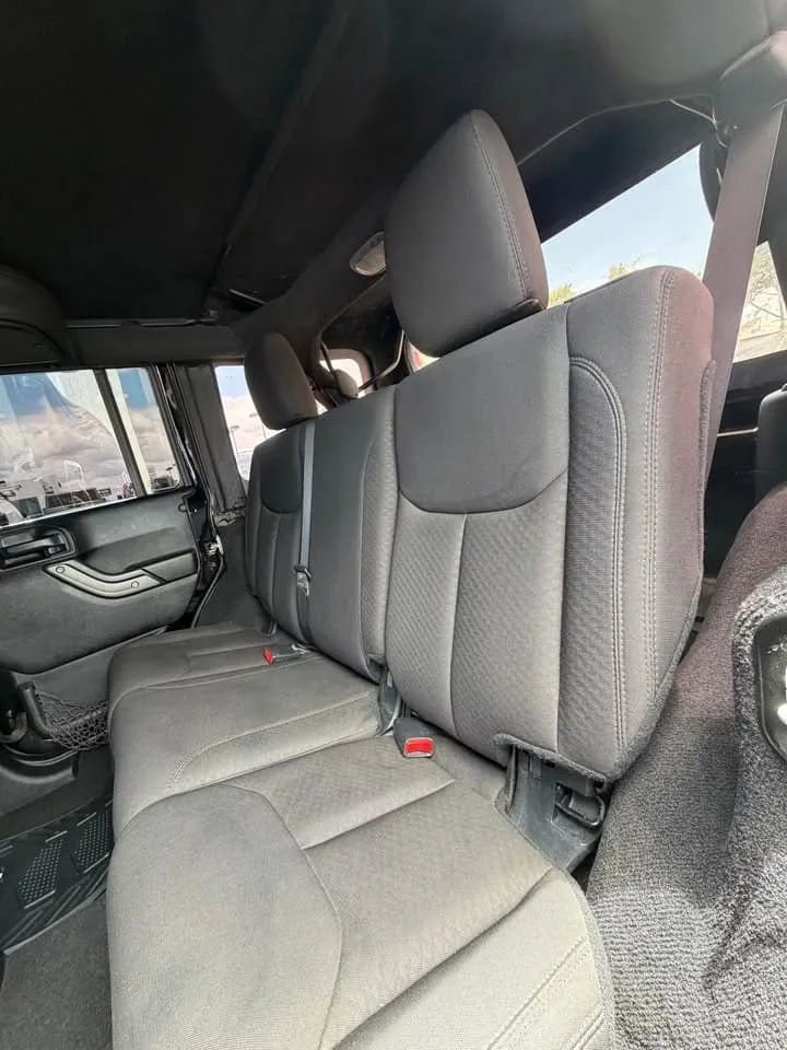 Used 2017 Jeep Wrangler Unlimited Sport AWD/4WD image 9