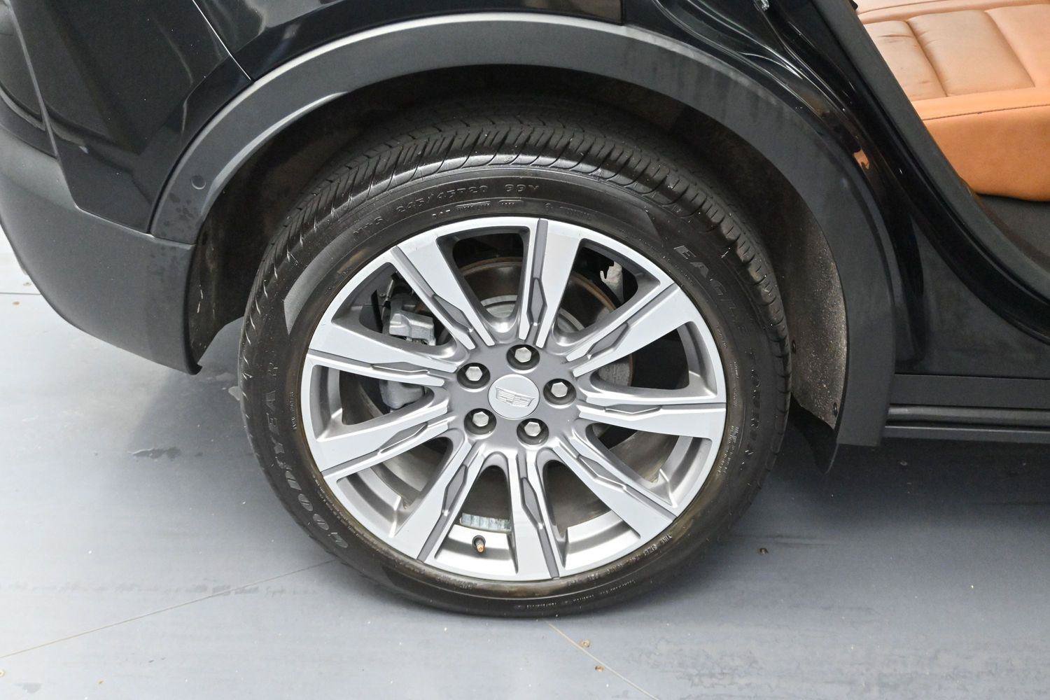Certified 2022 Cadillac XT4 Premium Luxury w/ Enhanced Visibility Package AWD/4WD image 37