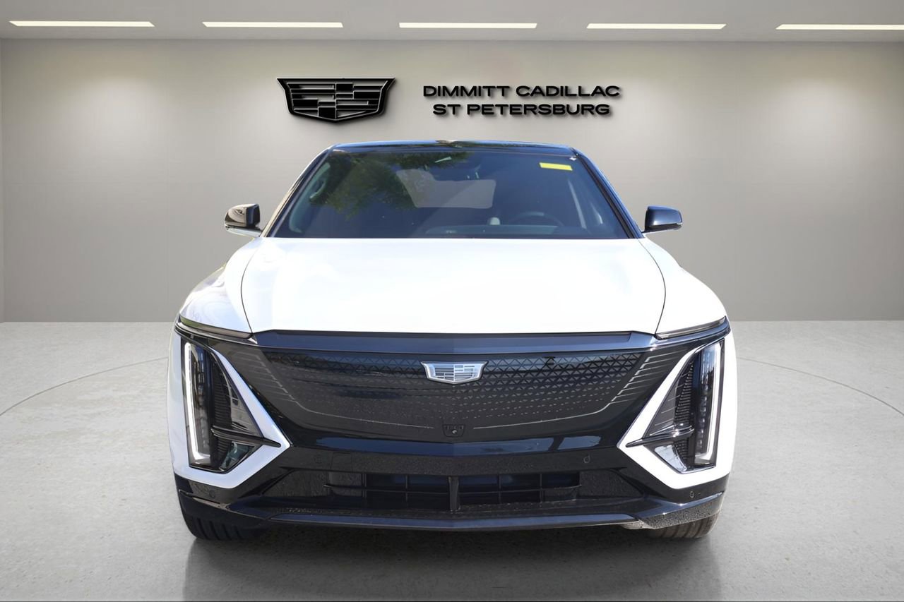 New 2026 Cadillac Lyriq Sport RWD image 8