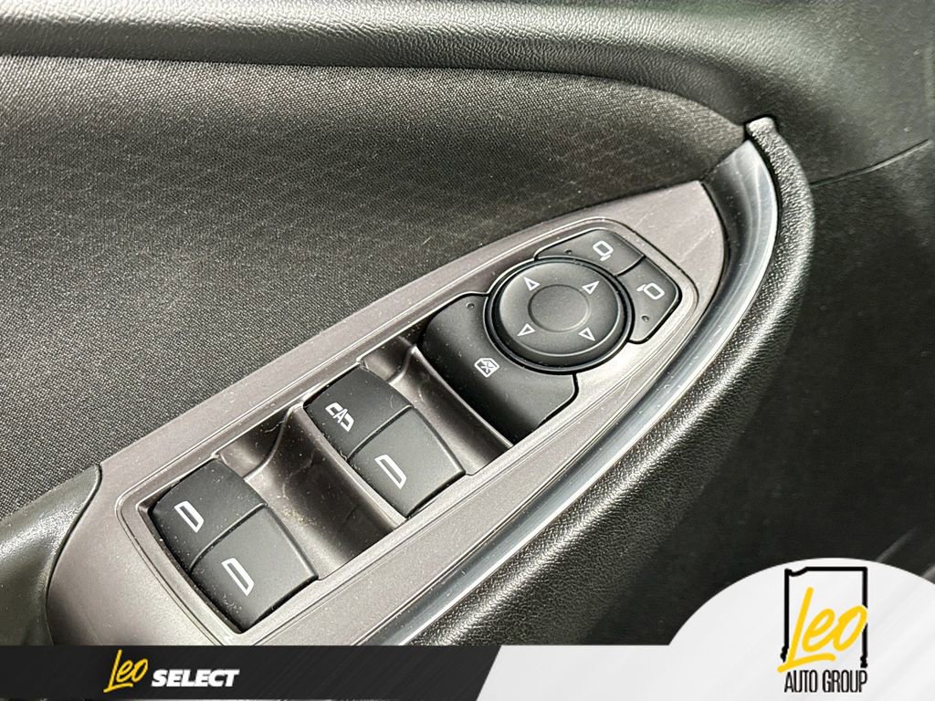 Used 2021 Chevrolet Malibu LT FWD image 17