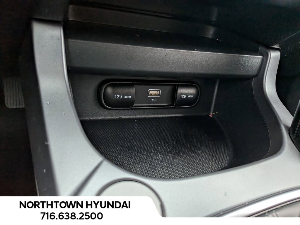 Used 2024 Kia Seltos LX image 17