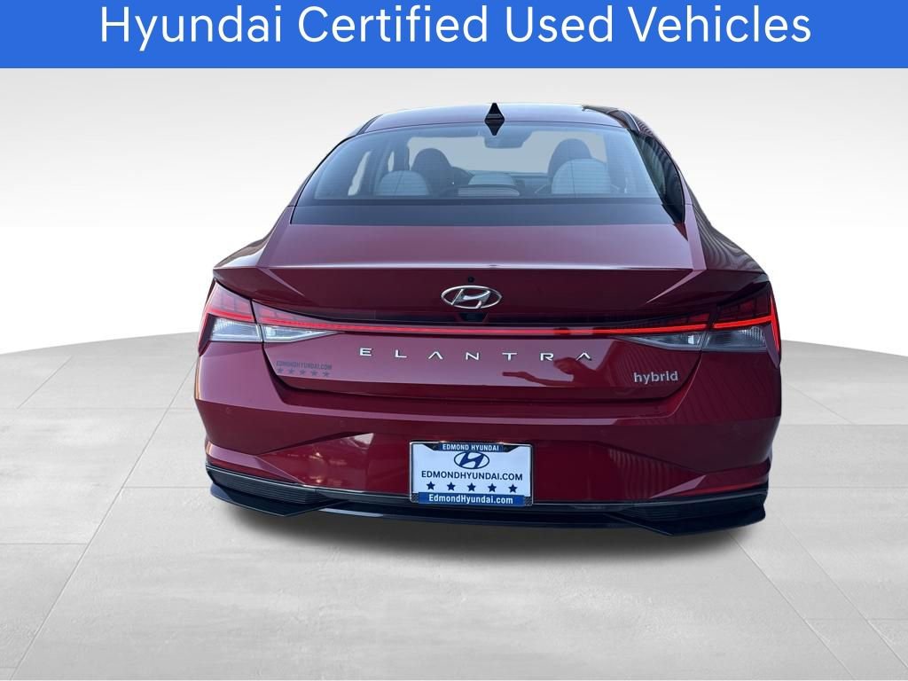 Certified 2023 Hyundai Elantra Limited w/ Preferred Accessory Package image 6