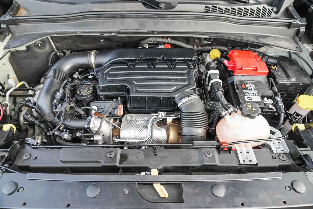 Used 2023 Jeep Renegade Altitude image 30