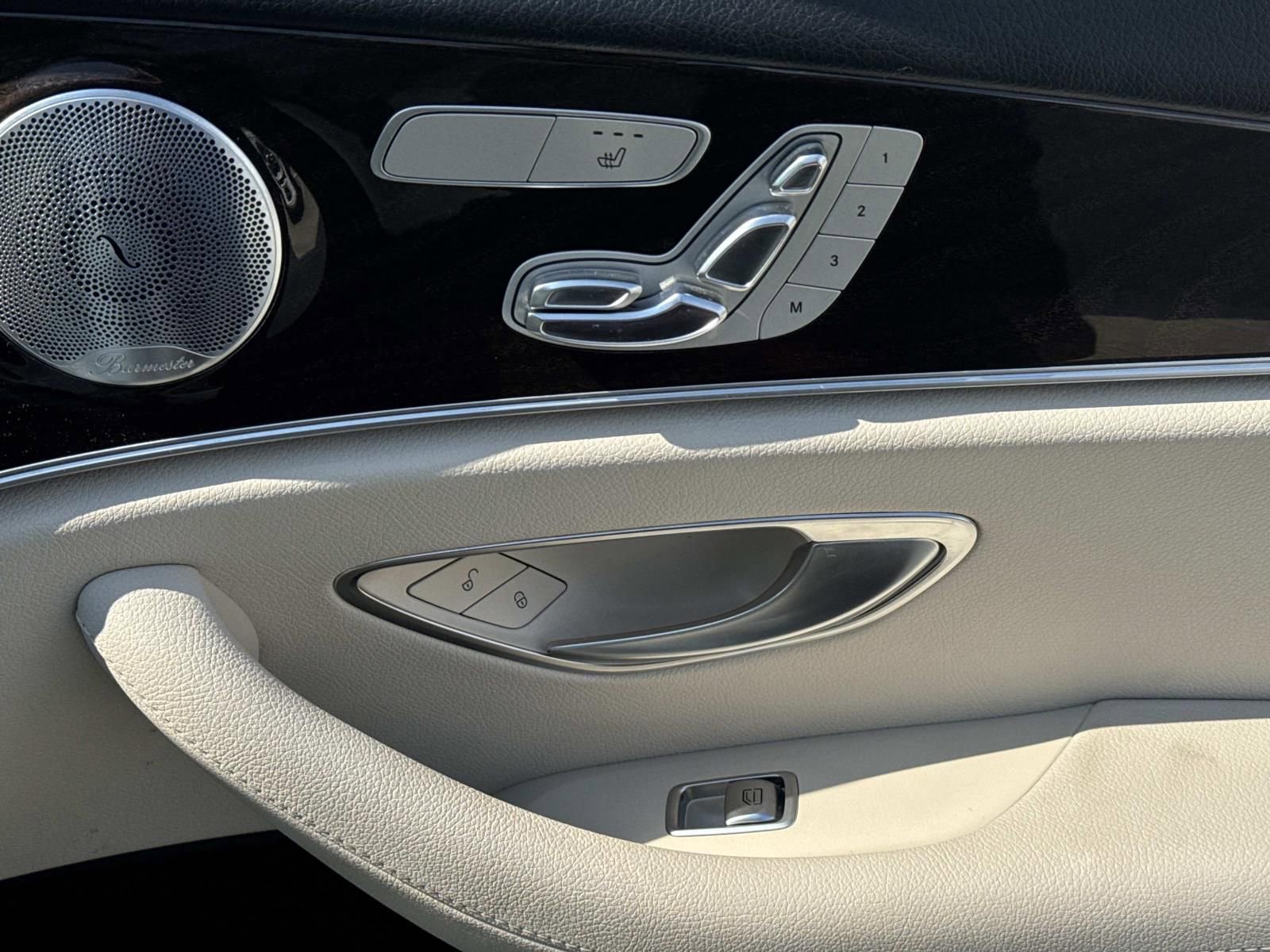 Used 2019 Mercedes-Benz E 300 image 14