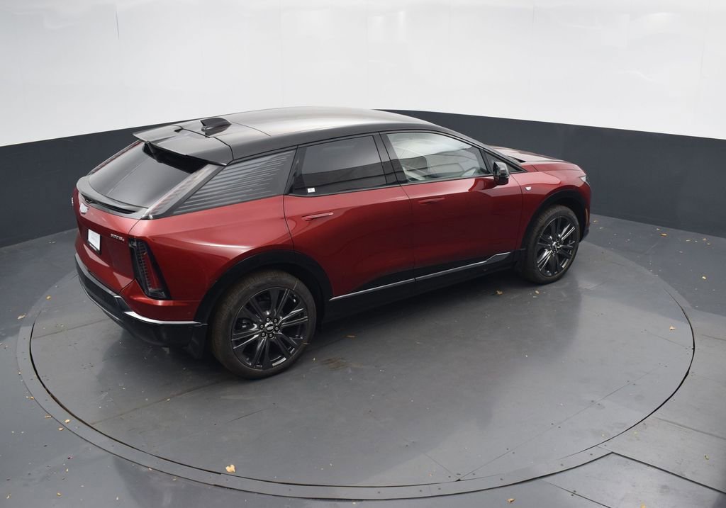 New 2026 Cadillac Optiq Sport 2 w/ LPO, Floor Liner Package image 44