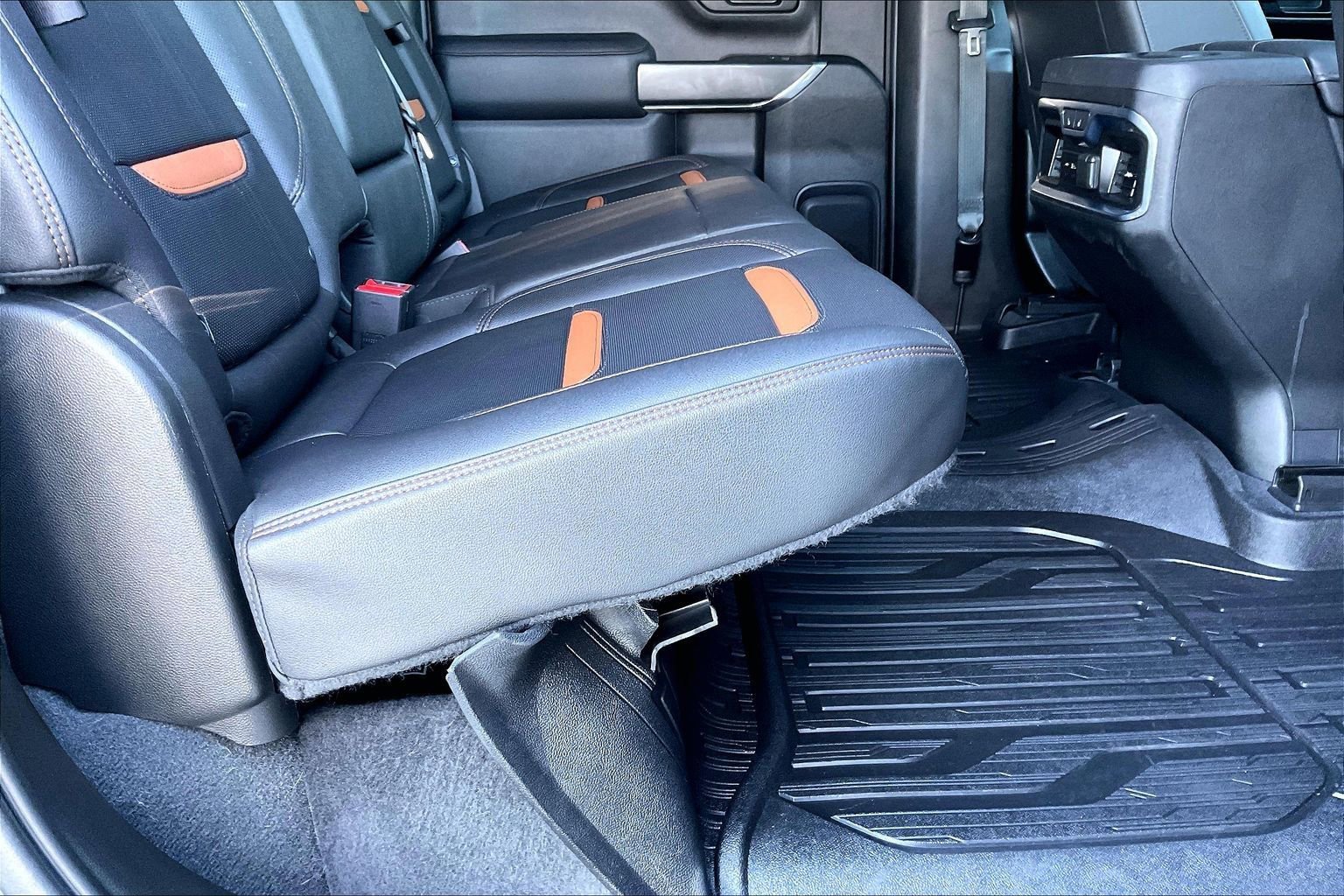 Used 2021 GMC Sierra 1500 AT4 w/ AT4 Value Package image 18