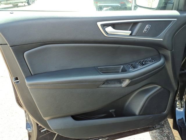 Used 2024 Ford Edge SEL AWD/4WD image 10