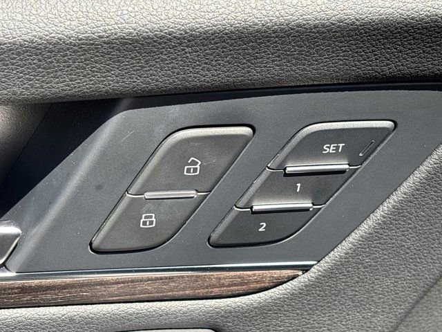 Used 2024 Audi Q5 2.0T Prestige w/ Prestige Package image 22