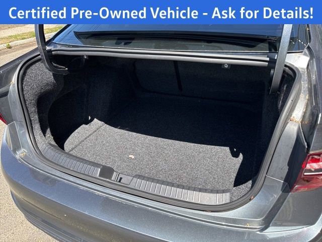 Certified 2023 Volkswagen Jetta Sport FWD image 19