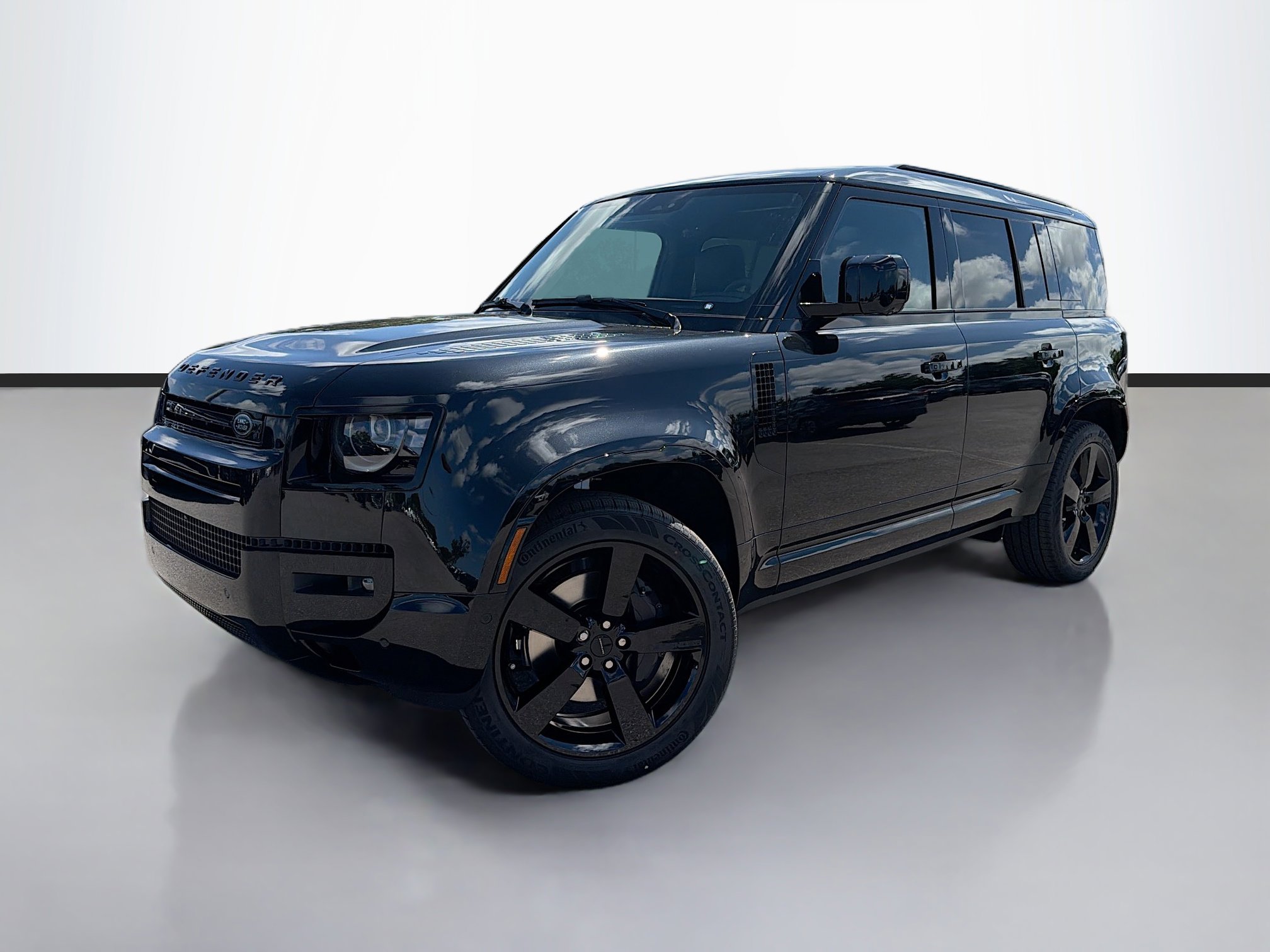 New 2026 Land Rover Defender 110 X-Dynamic SE AWD/4WD image 1