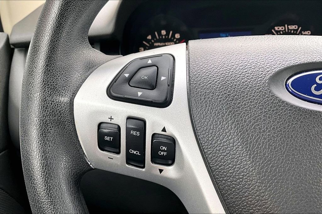 Used 2013 Ford Edge SE image 11