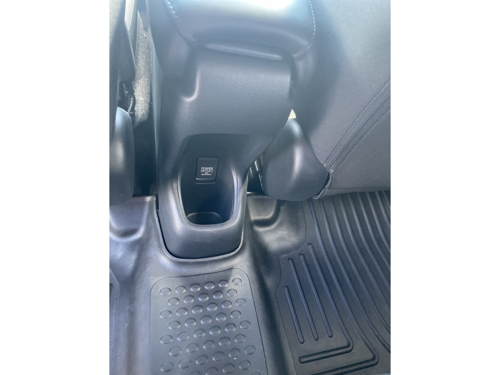 Used 2018 Honda HR-V EX image 11