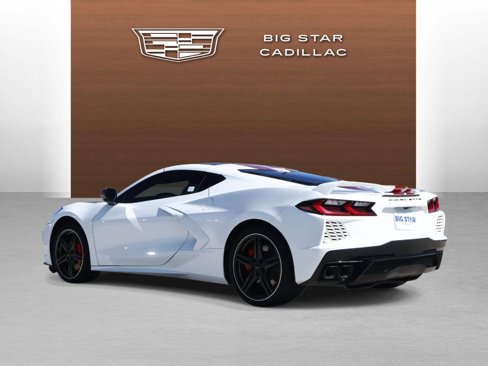 Used 2024 Chevrolet Corvette Stingray Premium Cpe w/ Z51 Performance Package image 3