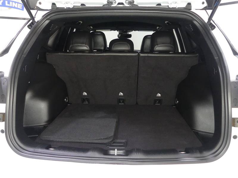 Used 2023 Jeep Compass Limited AWD/4WD image 9