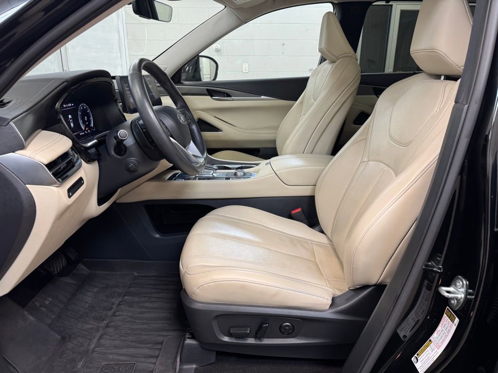 Used 2023 INFINITI QX60 Luxe w/ Performance Audio Package image 12