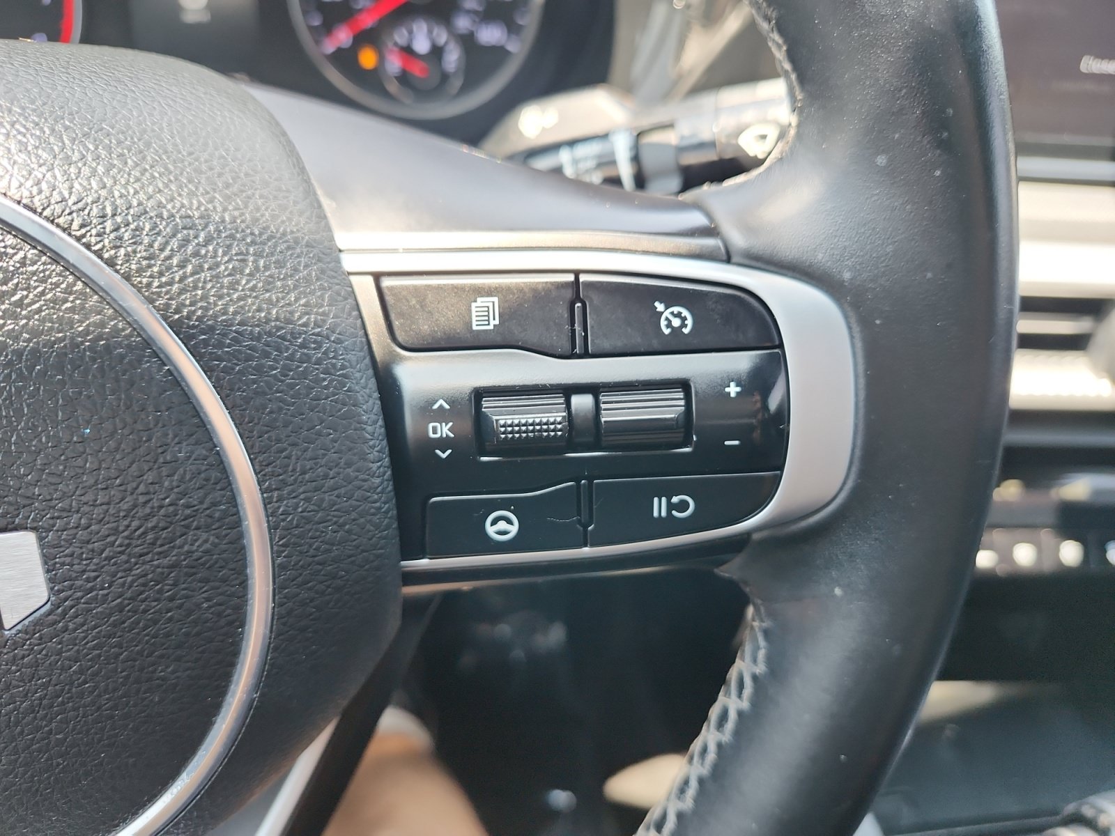 Used 2022 Kia K5 GT-Line FWD image 23