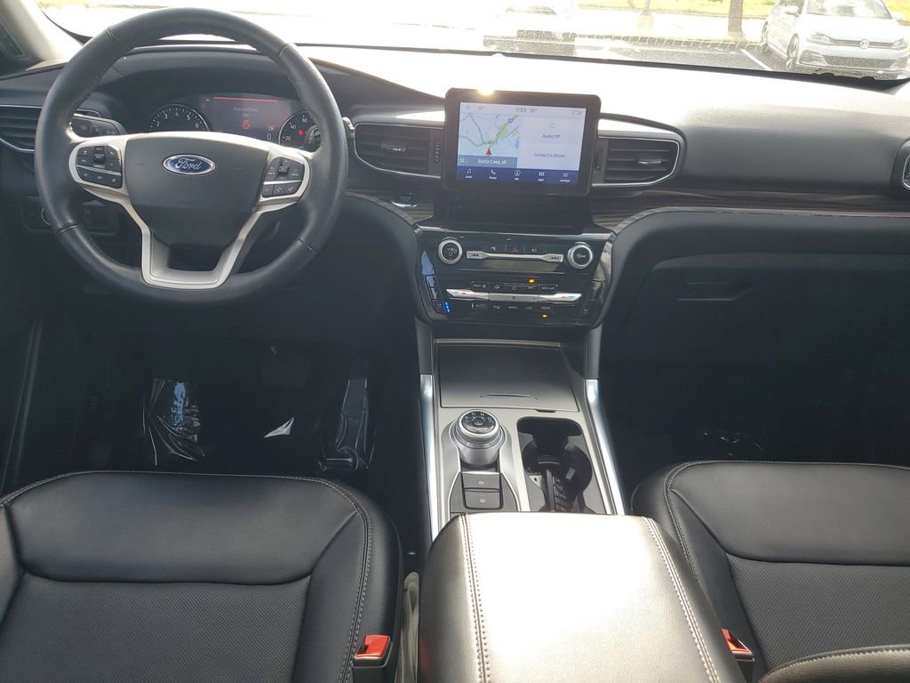 Used 2023 Ford Explorer Limited w/ Equipment Group 301A image 27
