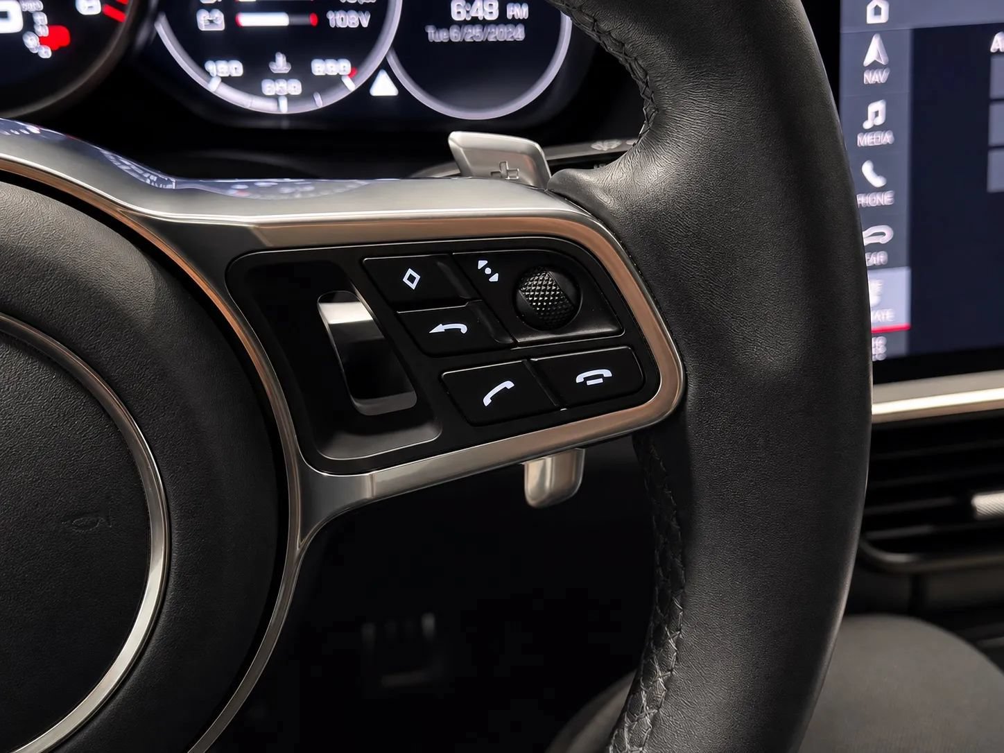 Used 2019 Porsche Cayenne S AWD/4WD image 32