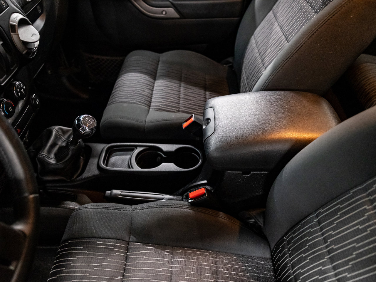 Used 2012 Jeep Wrangler Sport image 32