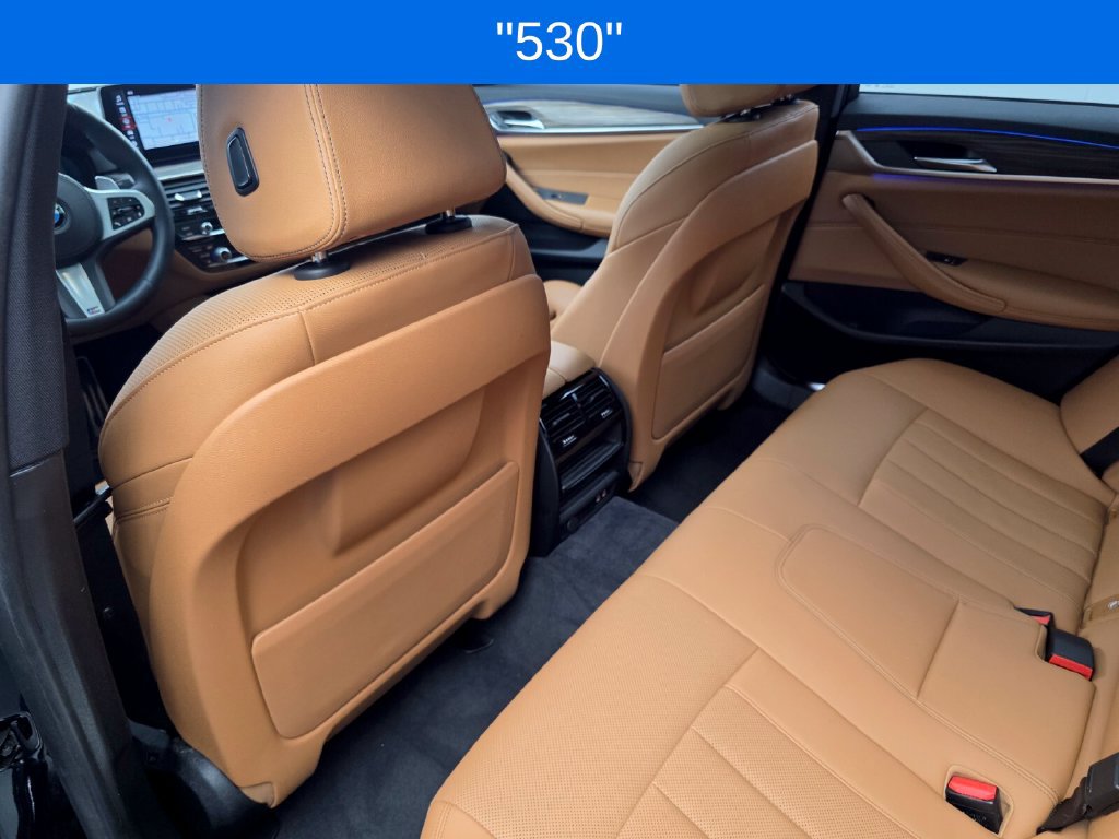 Used 2021 BMW 530i w/ M Sport Package RWD image 15