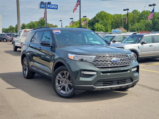 Certified 2023 Ford Explorer XLT w/ Equipment Group 202A