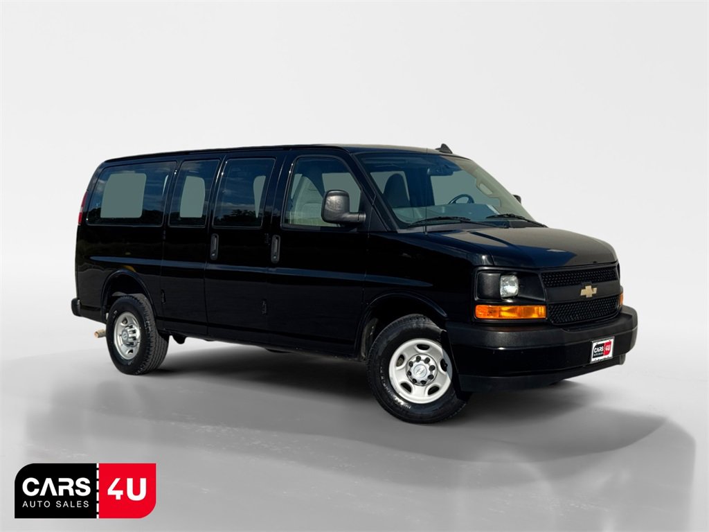 Used 2017 Chevrolet Express 2500 image 1