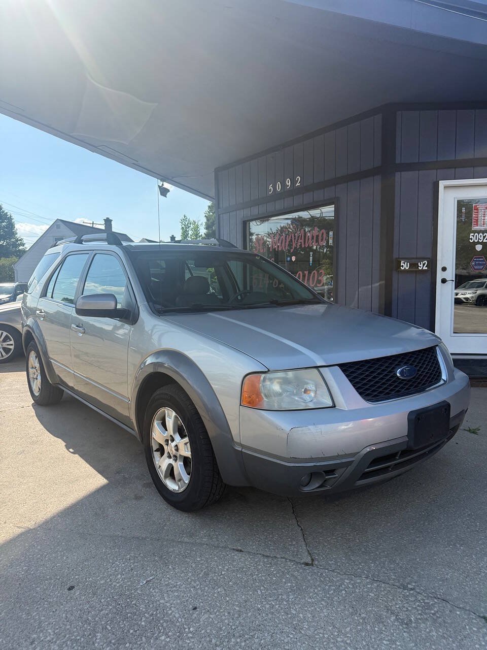 Used 2007 Ford Freestyle SEL FWD image 1