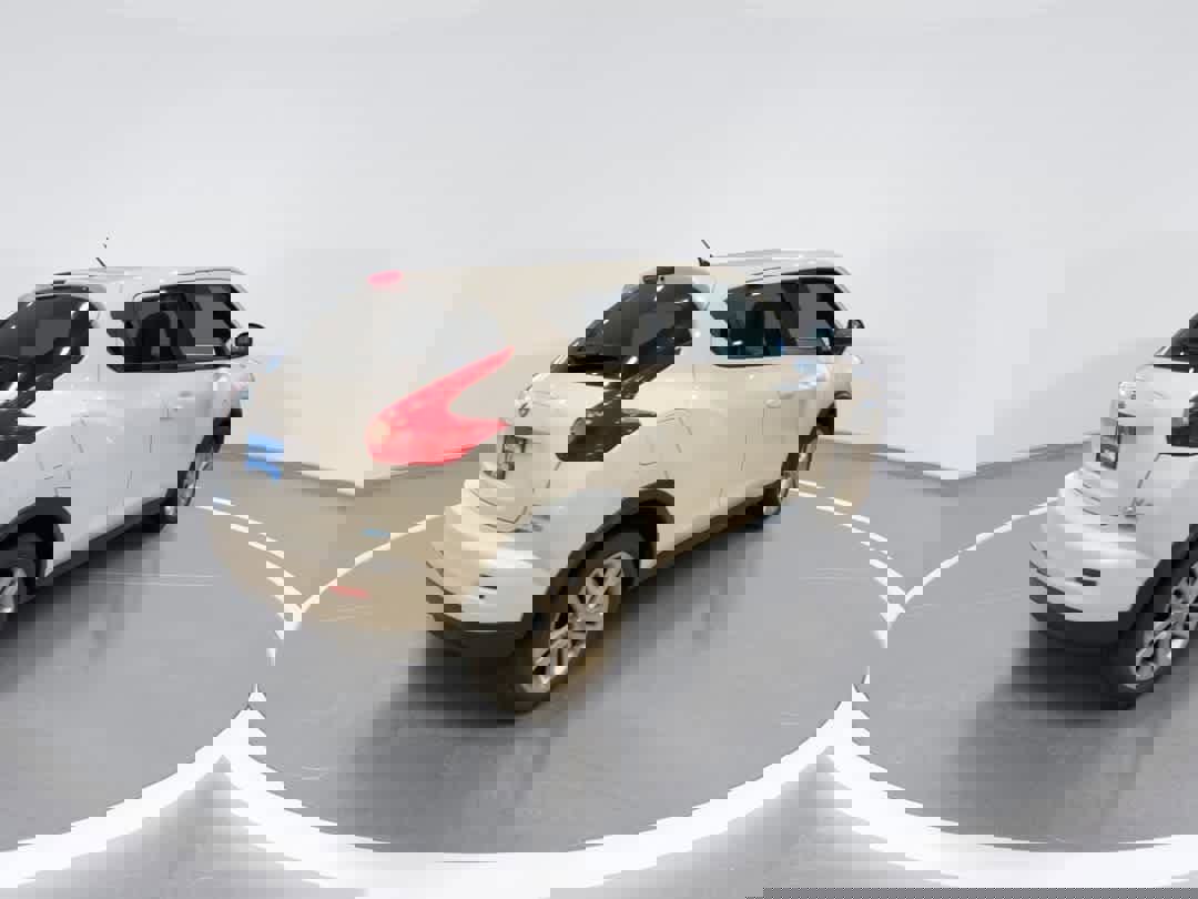 Used 2013 Nissan Juke SV image 8