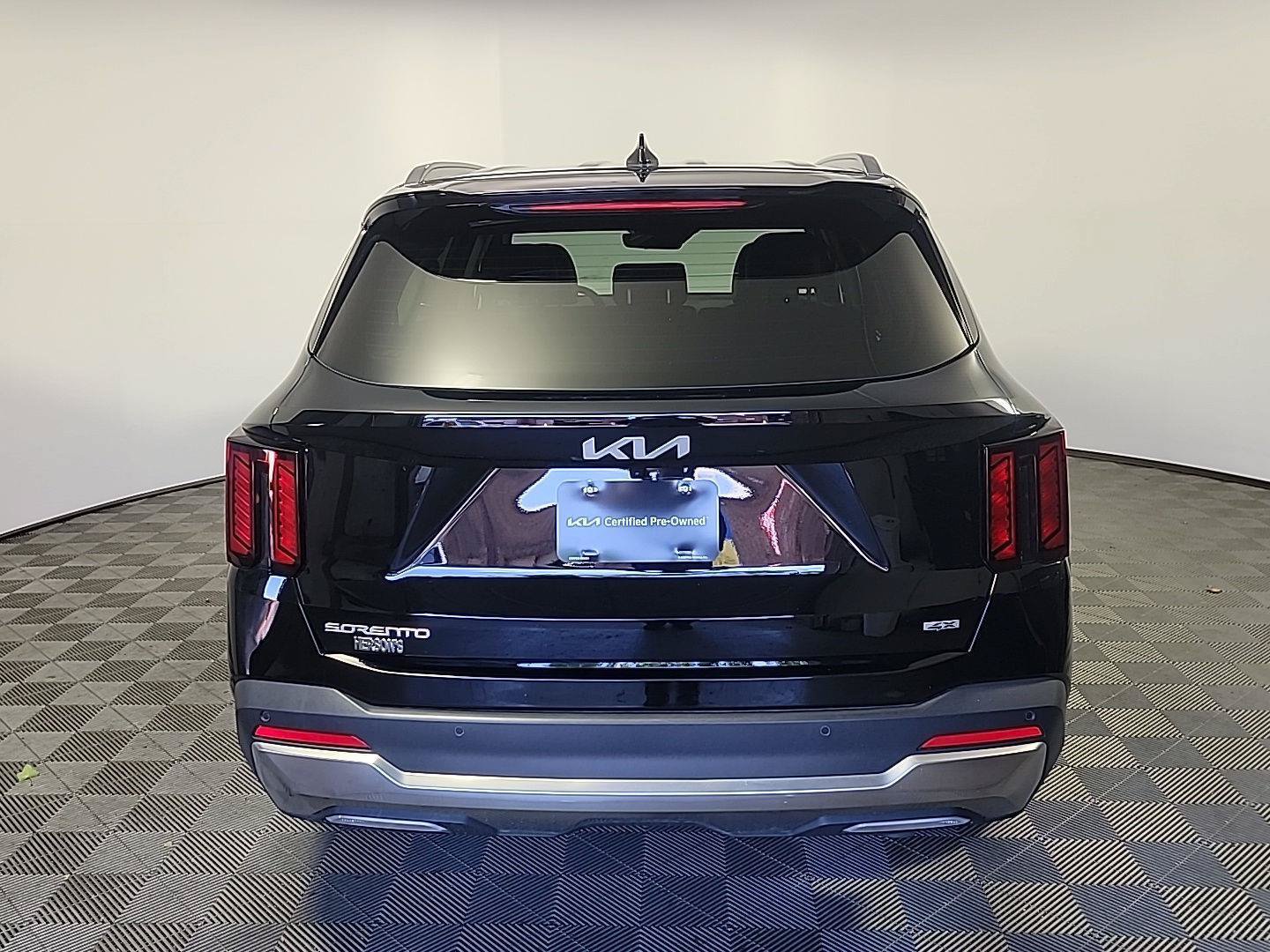 Certified 2026 Kia Sorento EX AWD/4WD image 5