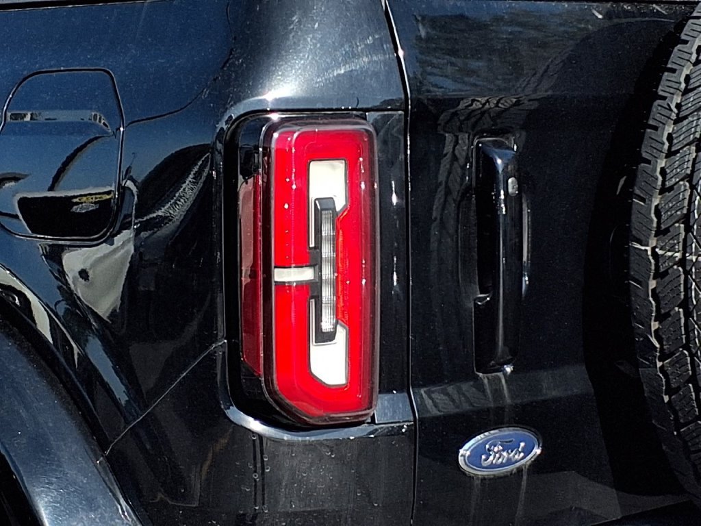 Certified 2024 Ford Bronco Outer Banks AWD/4WD image 9