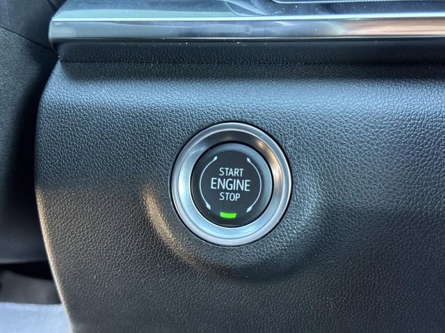 Used 2025 GMC Terrain Elevation image 22