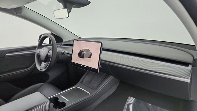 Used 2025 Tesla Model Y Performance AWD/4WD image 20