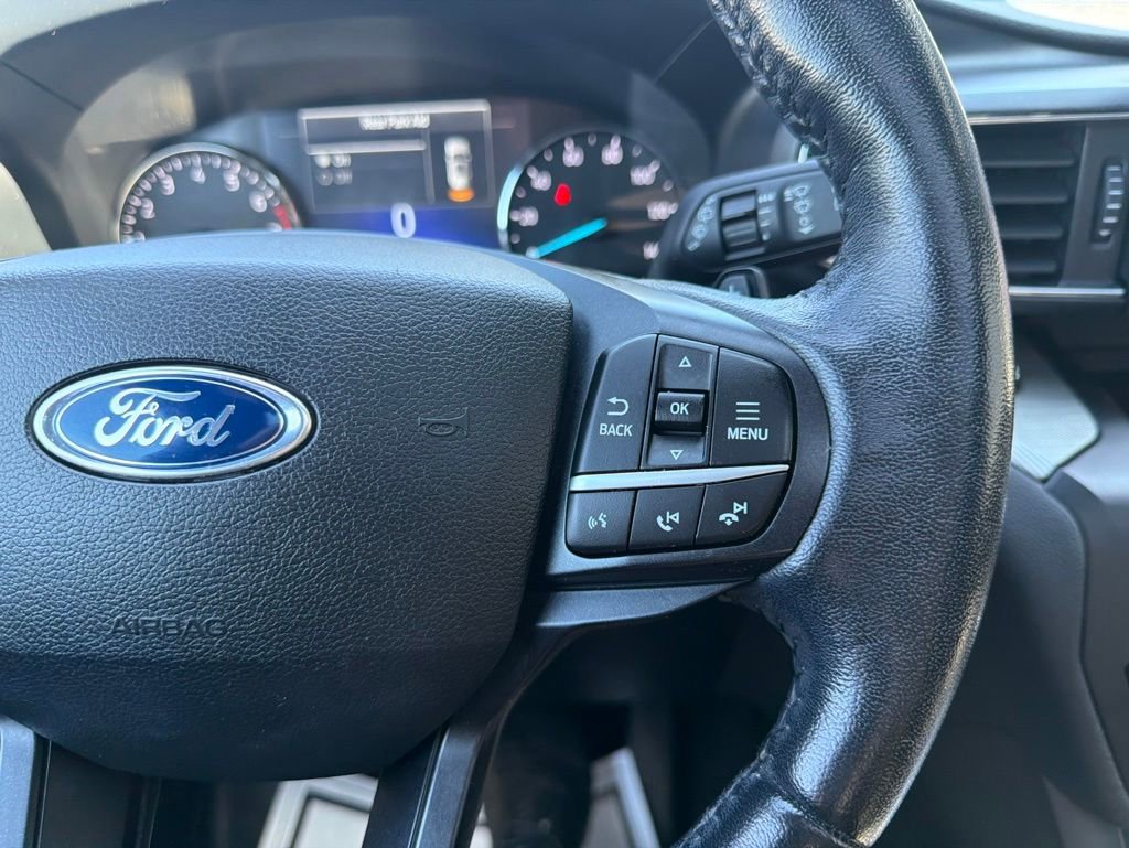 Used 2020 Ford Explorer XLT w/ Equipment Group 202A AWD/4WD image 35
