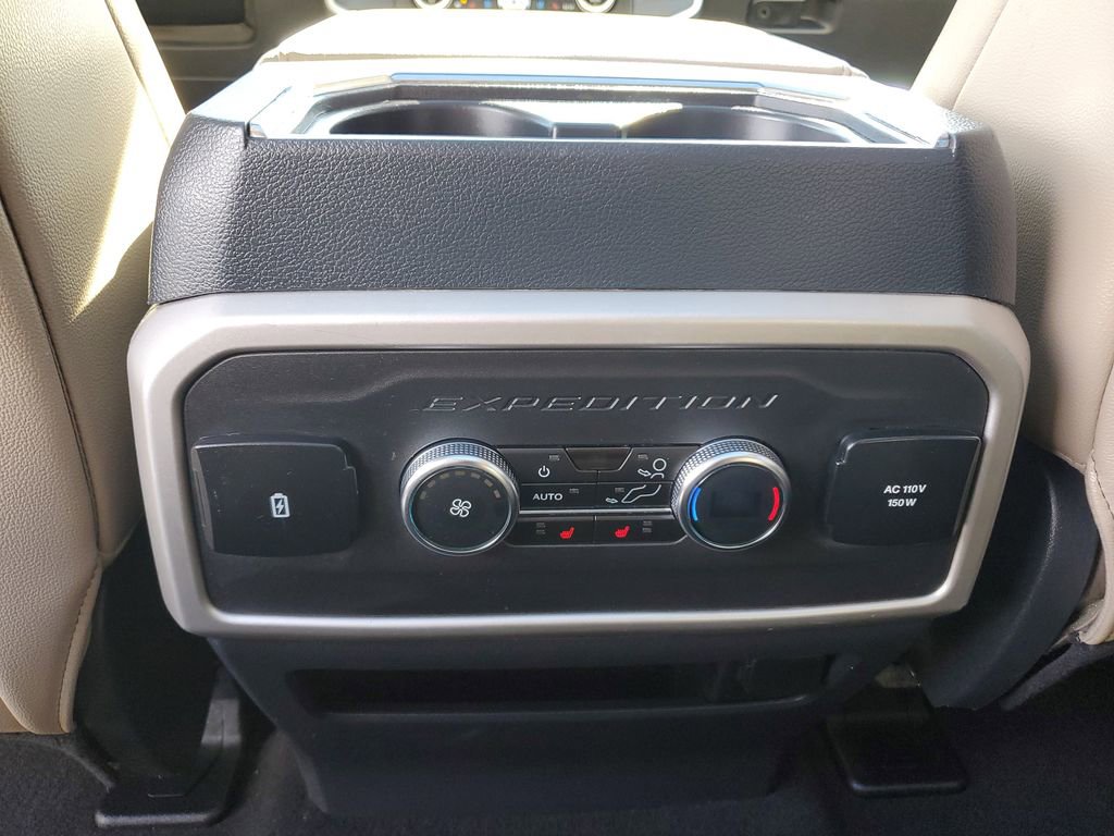Used 2024 Ford Expedition Max Limited image 14
