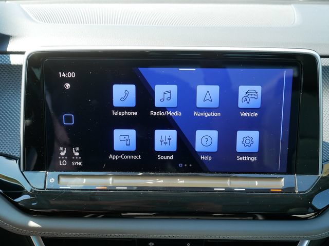 Certified 2024 Volkswagen Atlas Cross Sport SEL R-Line AWD/4WD image 36
