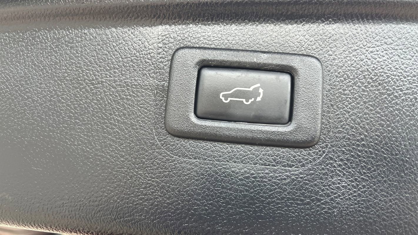 Used 2016 Subaru Outback 2.5i Premium AWD/4WD image 23