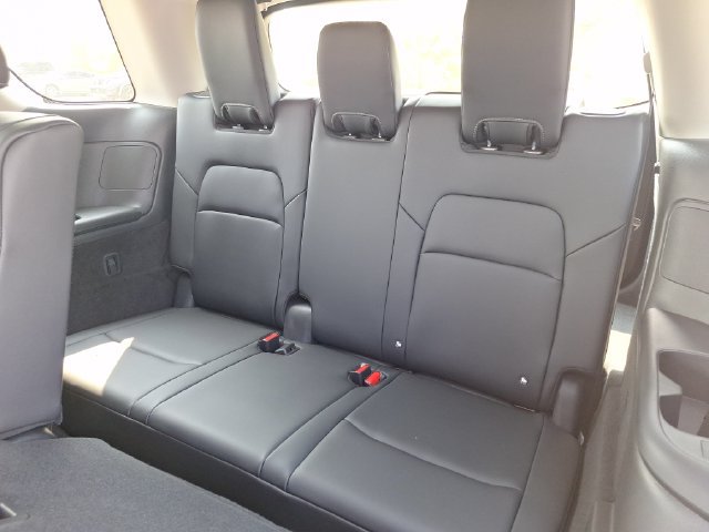 New 2026 Nissan Pathfinder SL FWD image 31